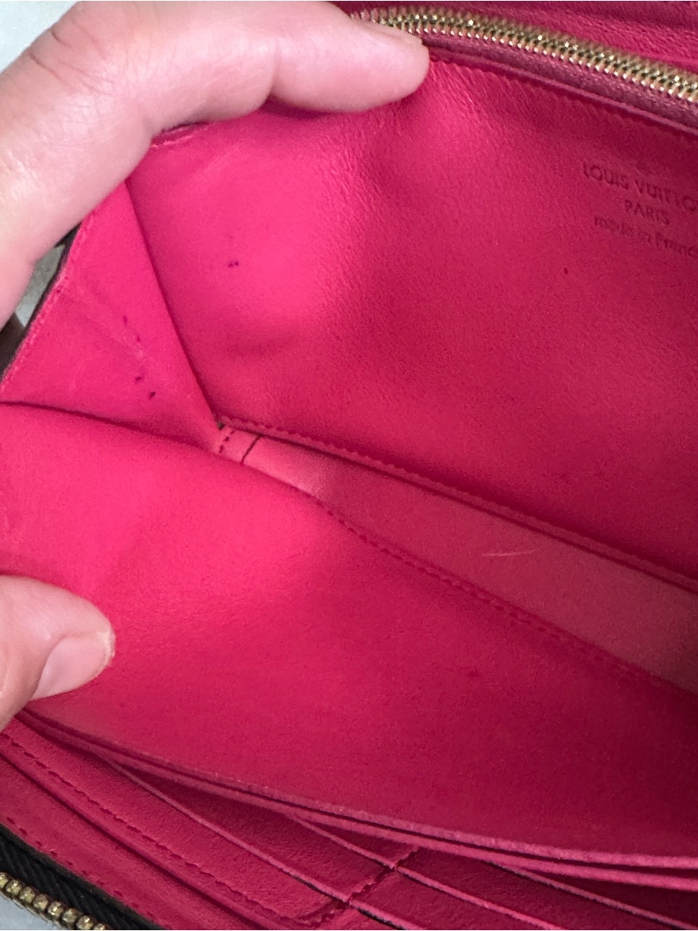 Louis Vuitton Black Leather Portefeuille Taurillion Comete Long Wallet w/ Pink - Picture 13 of 16